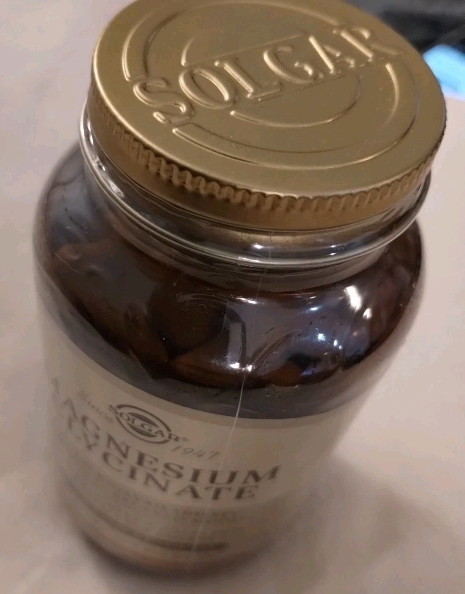 NEW Solgar Magnesium Glycinate, 90 Vegetable Capsules -EXP: 2027 – FREE SHIPPING
