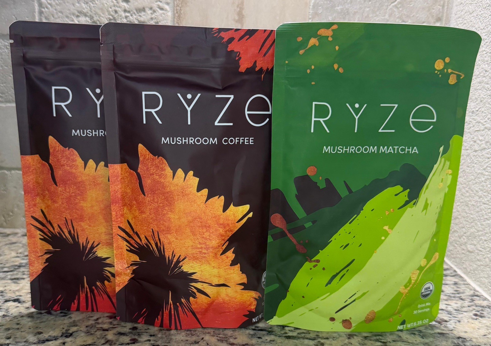 3 bags-1Ryze Organic Mushroom Matcha + 2Coffee- 30 Servings Sealed Exp 2028