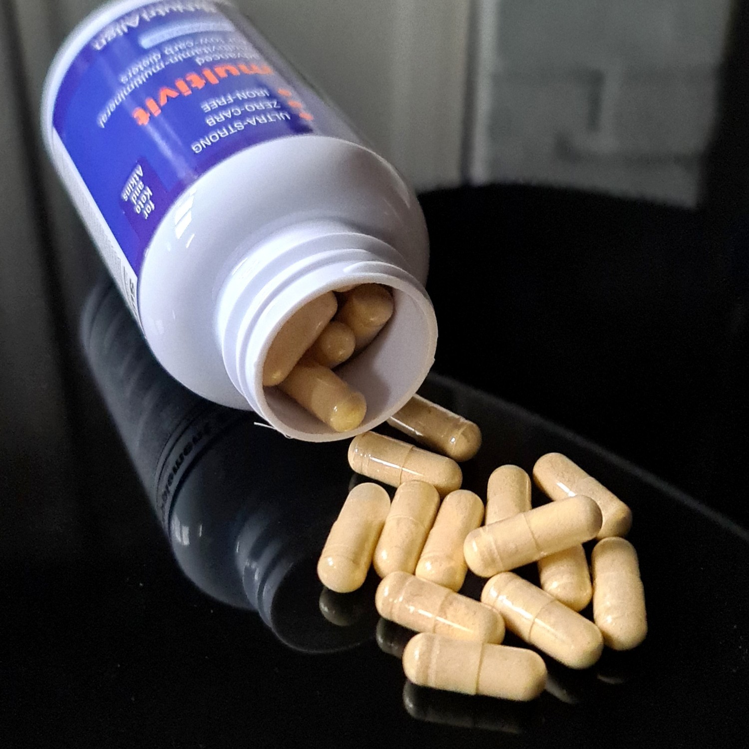 Keto Multivitamins: extra-strong formulation boosted with green tea extract