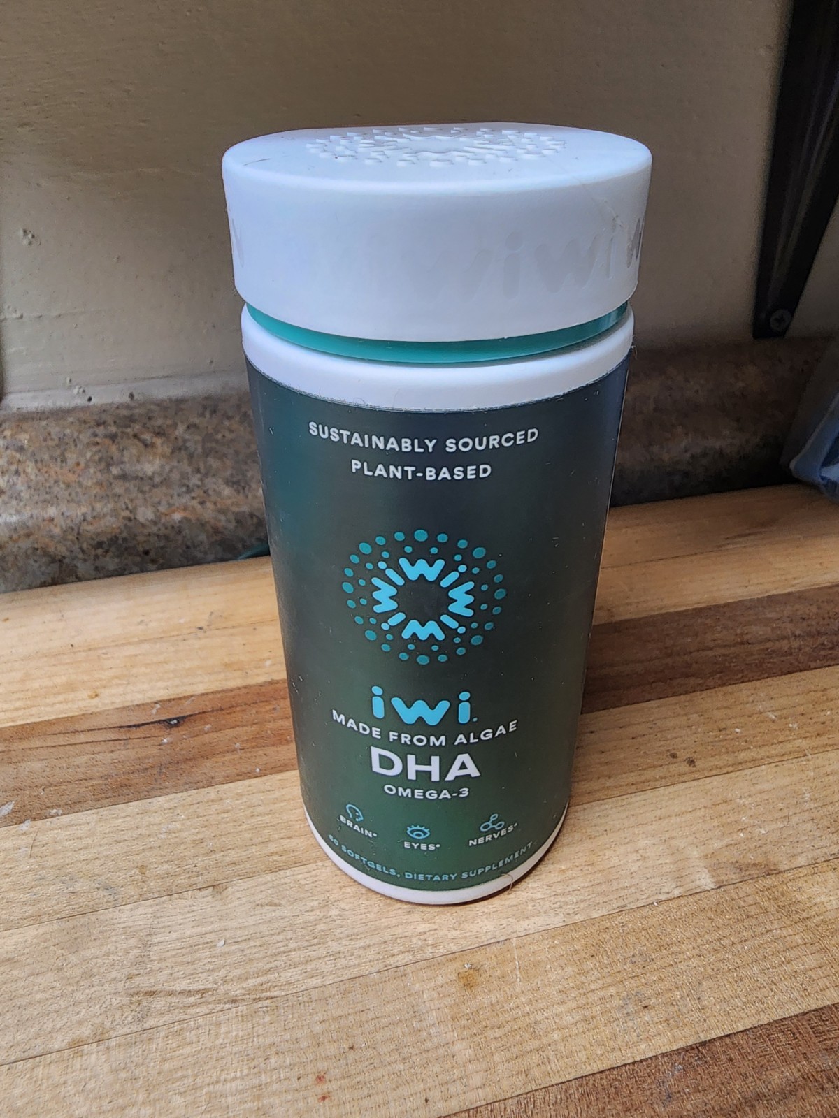 iwi Algae iWi Omega-3 DHA, 60 Softgels New Exp 8/2026