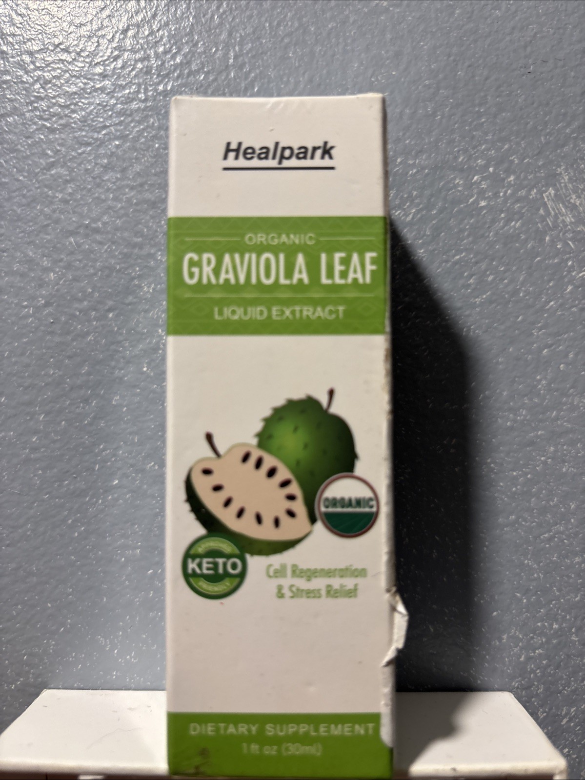 Healpark Organic Graviola Leaf Liquid Extract. Exp: 12-20-2025