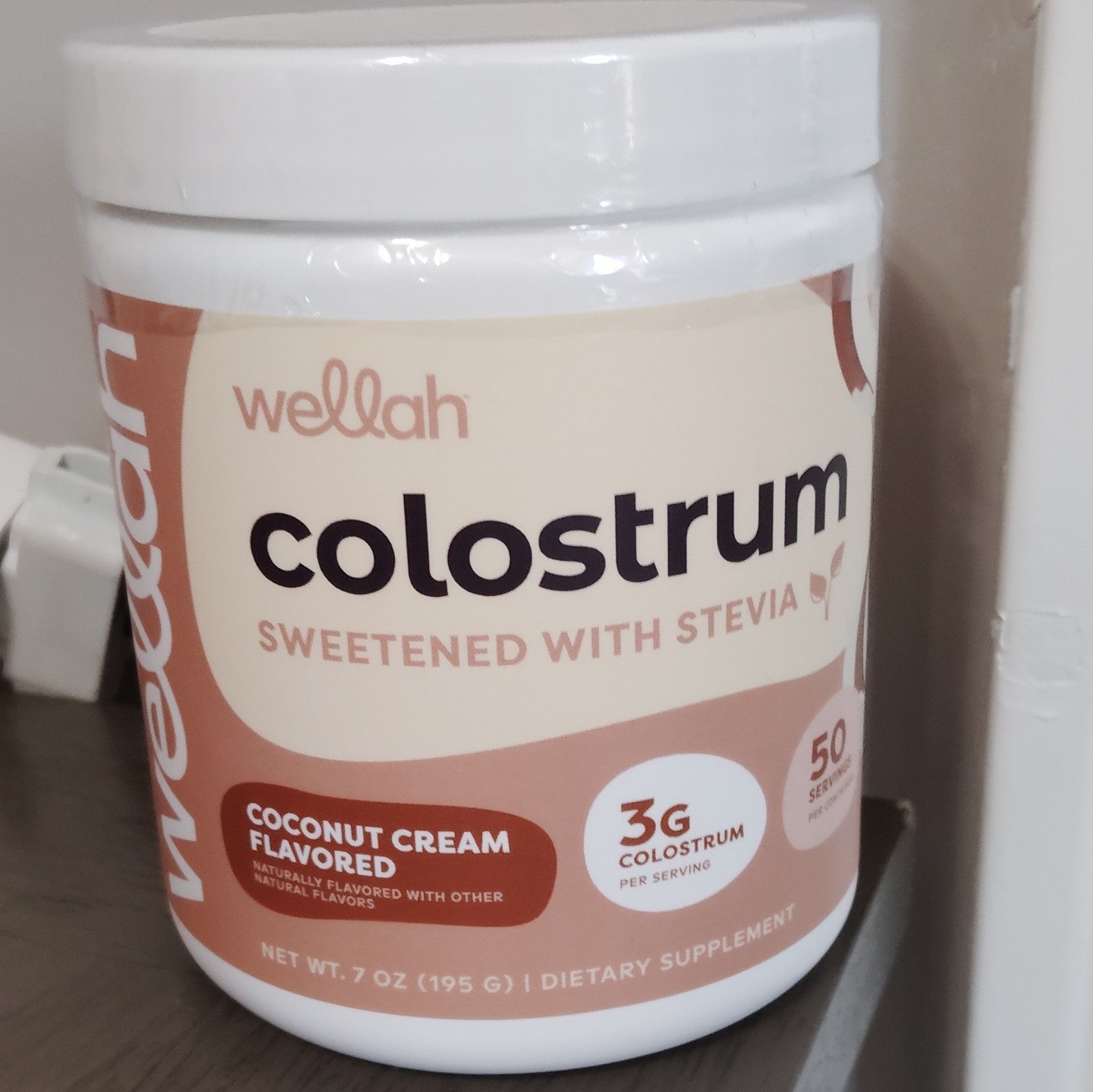 wellah Colostrum Powder Coconut Cream Flavor Sweetened w/ Stevia 7 oz 195 g