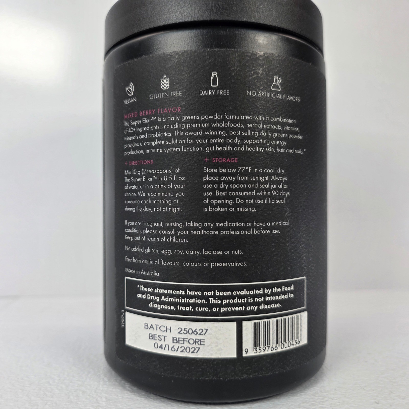 WelleCo The Super Elixir Daily Greens Powder Mixed Berry 10.5oz 300g Exp 04/2027