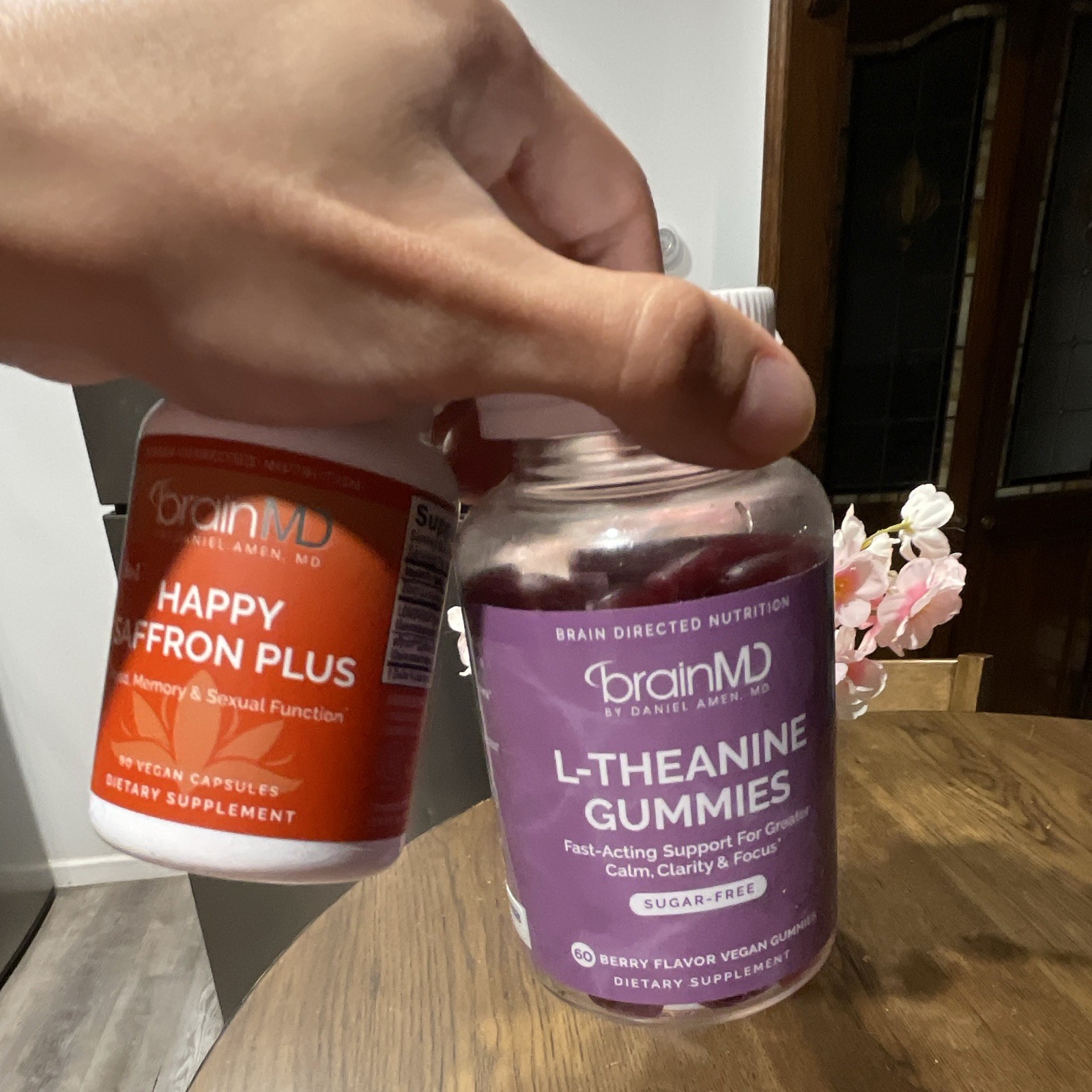 BrainMD Happy Saffron Plus 90 Vegan Caps + L-Theanine Gummies