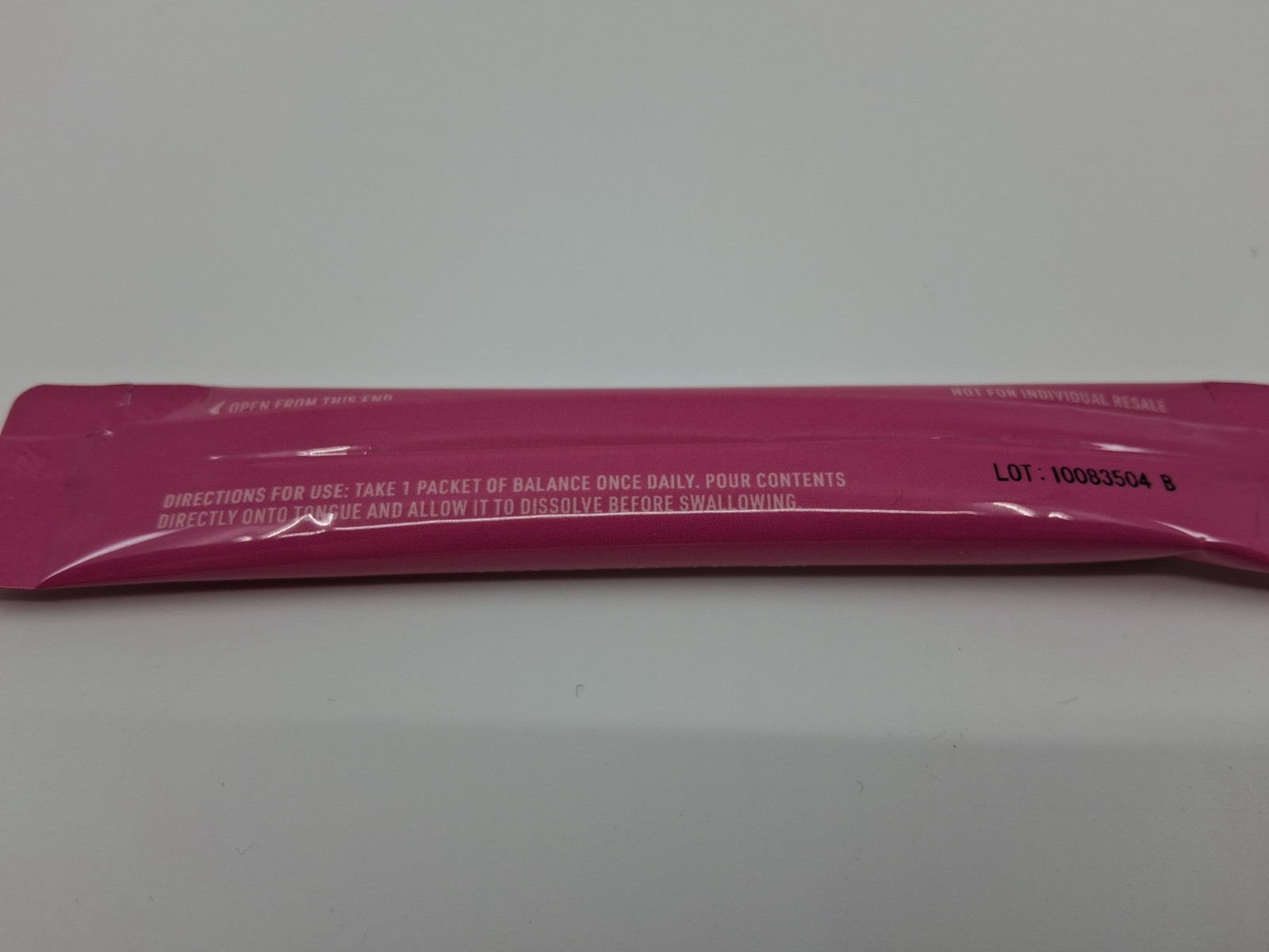 Yu Balance Urinary Tract Health – Cranberry 30 Packets Exp: 7/2027 – Open box