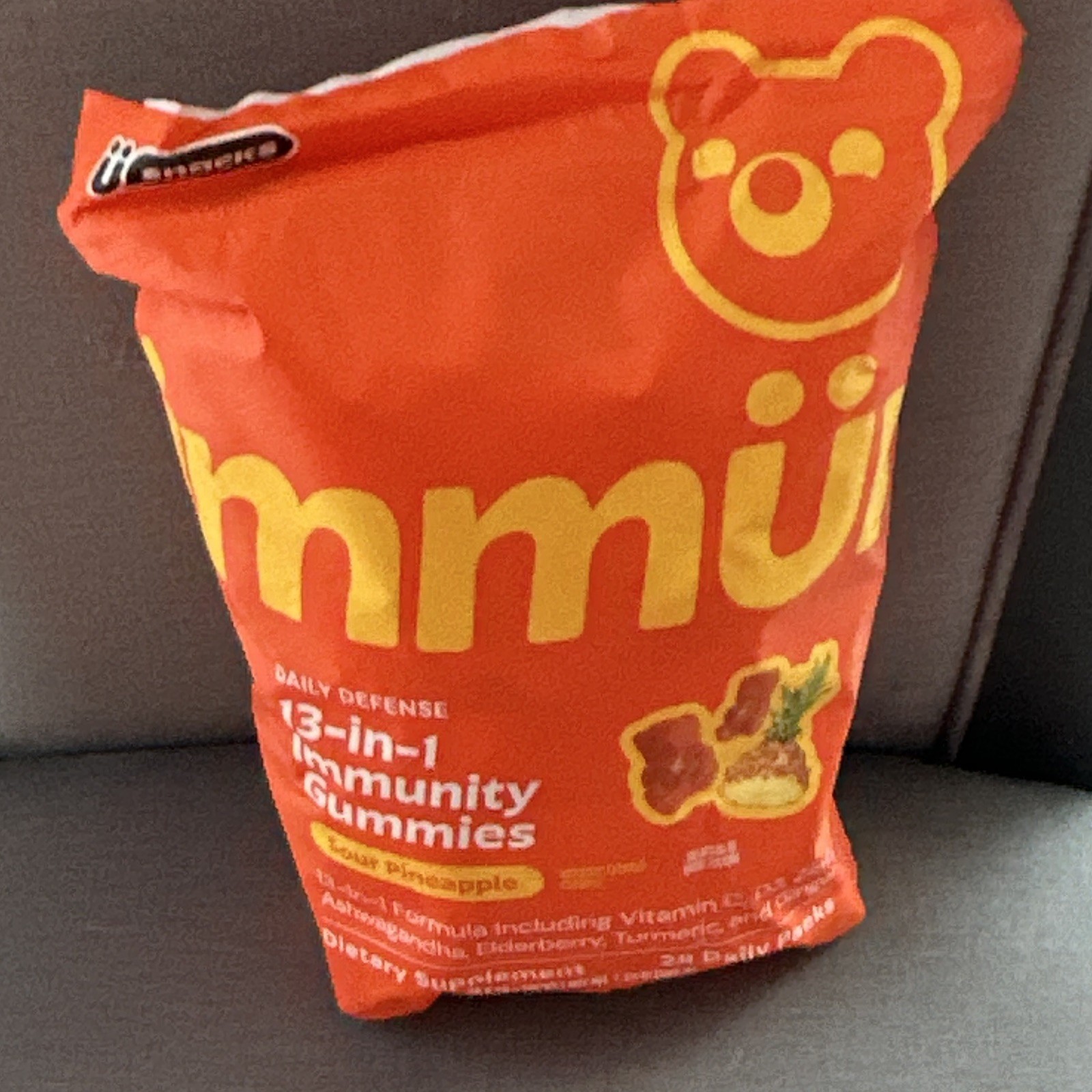 immün Daily Defense 13-in-1 Immune Support Gummies Sour Pineapple 28 Packs