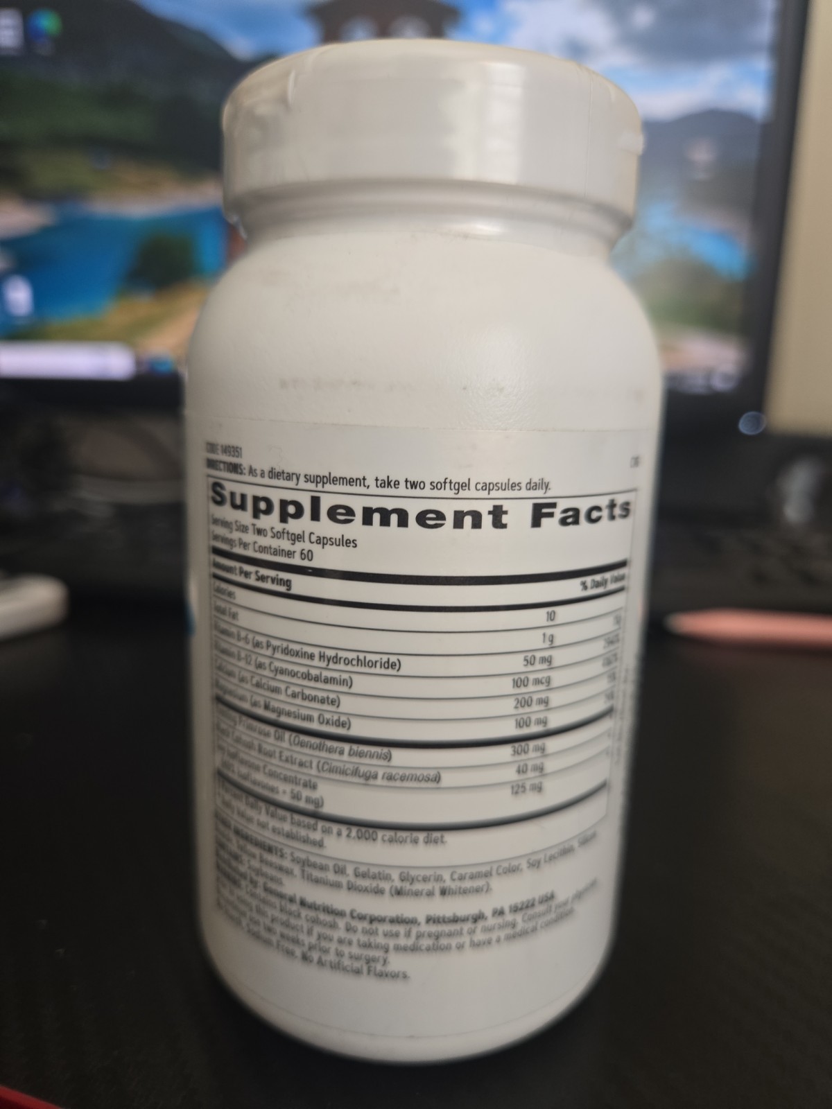 GNC Women’s Phytoestrogen Formula Menopause Support 120ct Softgel Exp: 10/2027
