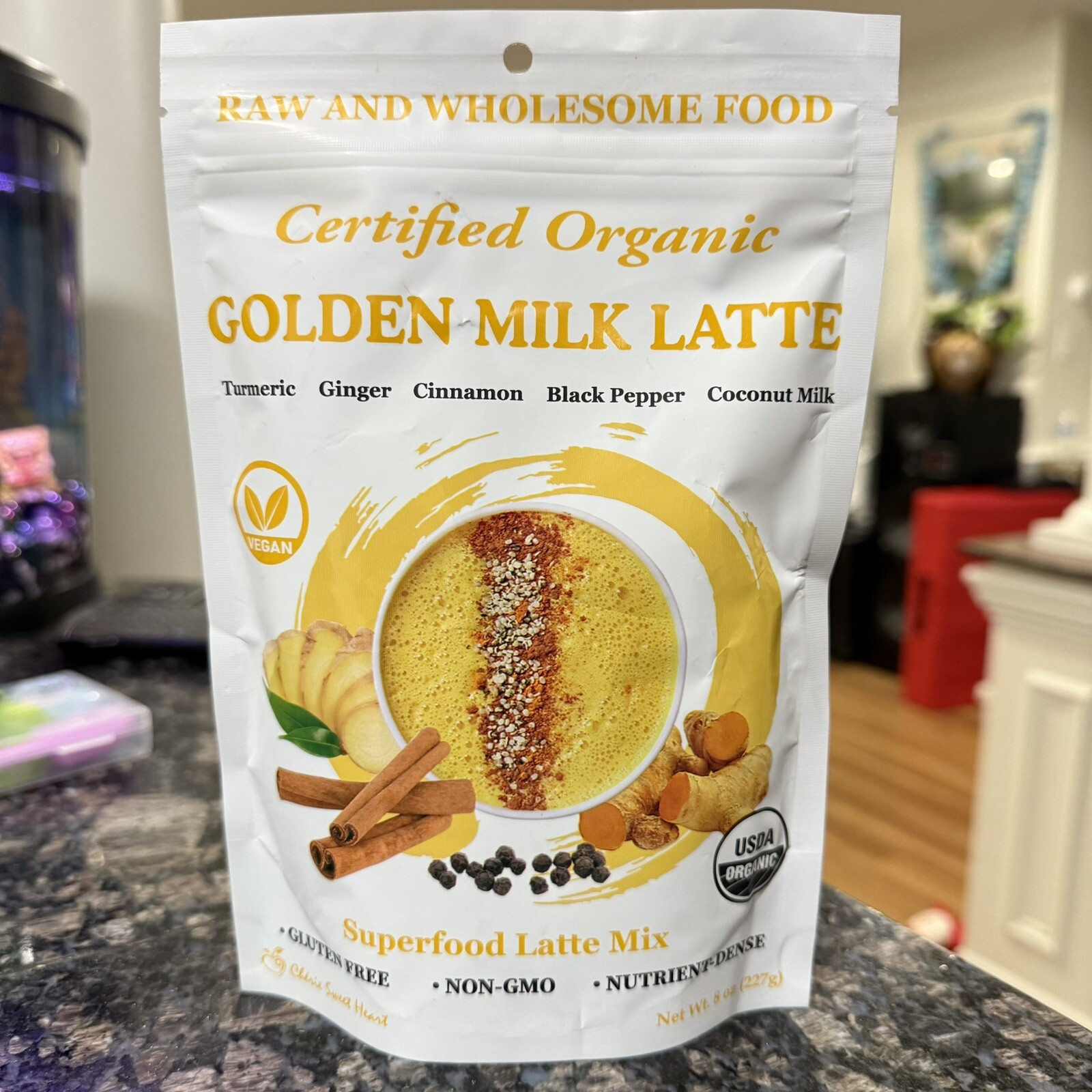CERTIFIED ORGANIC GOLDEN MILK LATTE