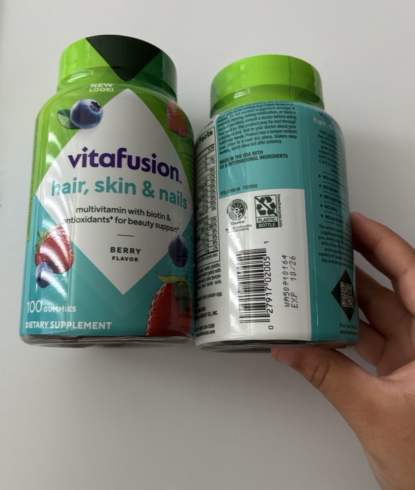 vitafusion Hair Skin & Nails Multivitamin Biotin Antioxidants Berry 100 (2 pack)
