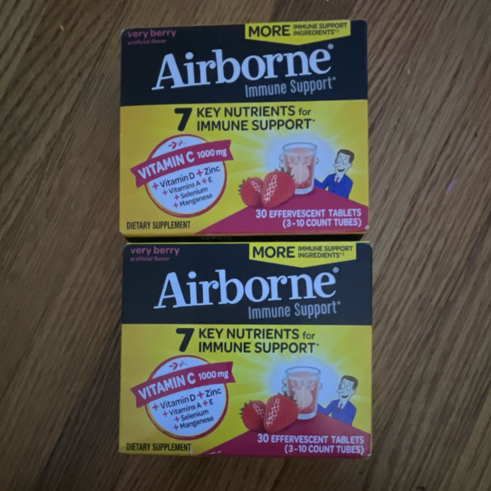 Airborne Immune Support Effervescent Tablets Very Berry 30 2 boxes exp 7/26