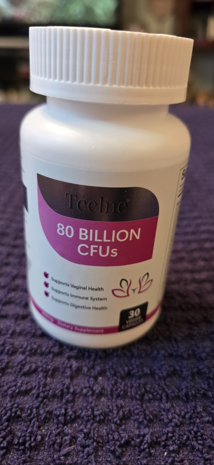 Teelne 80 Billion CFUs Probiotic Supplement Vegetarian Capsules 30 Exp 01/2027