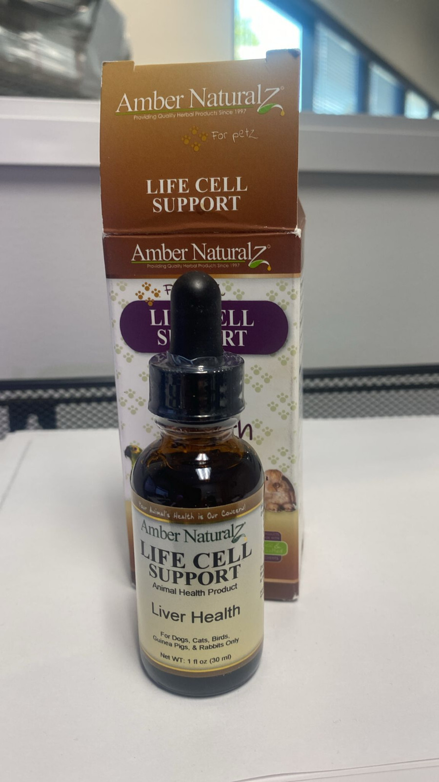 Amber Naturalz Life Cell Support – 1 oz – New/Sealed Bottle (Box is Damaged)