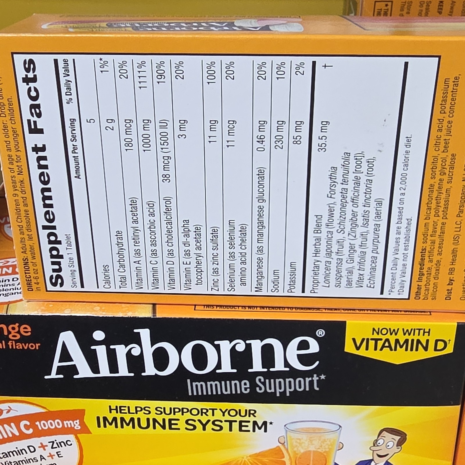 Airborne Immune Support Very Berry 36 Effervescent Tablets 1000mg Exp 04/27