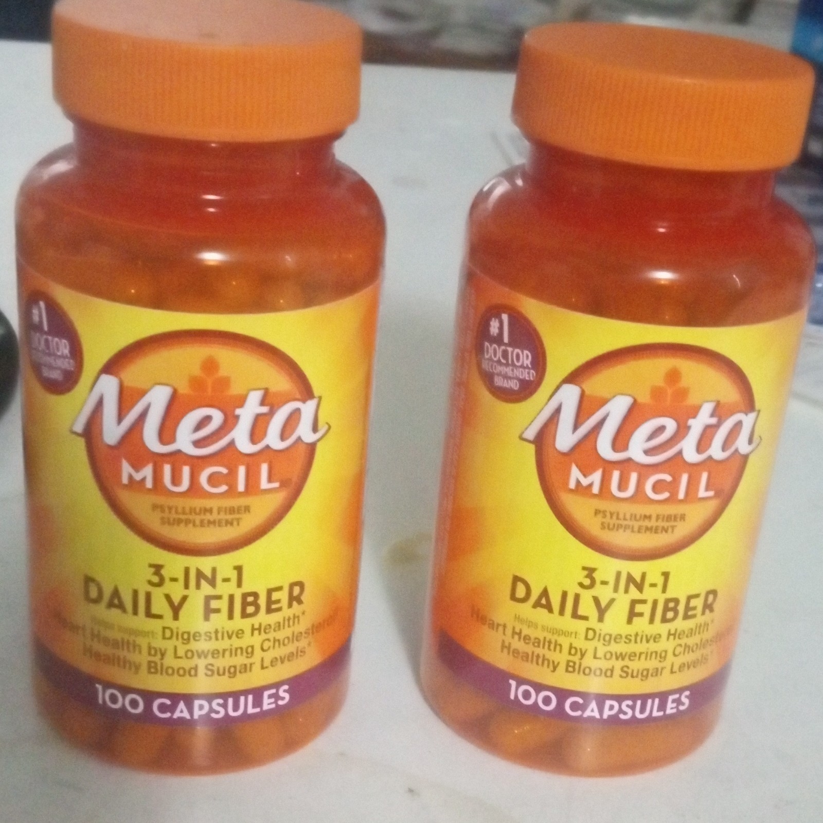 LOT OF 2, Metamucil 3-in-1 Daily Fiber, 100 Capsules, (2 Bottles) EXP 07/28