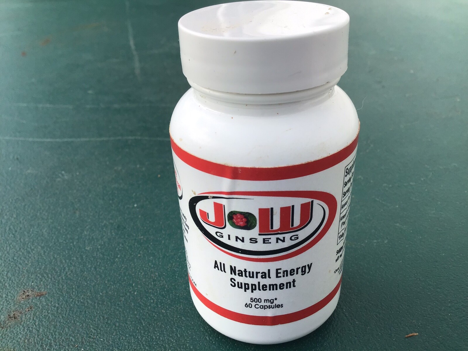 100% North American ginseng capsules