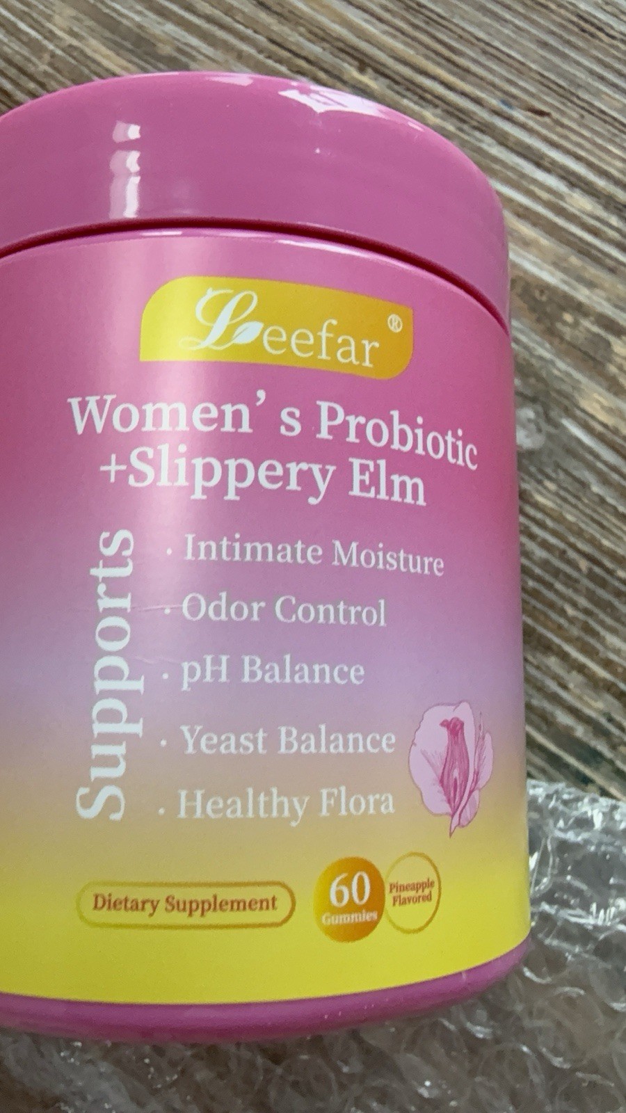 Leefar Women’s Probiotic + Slippery Elm Gummies Pineapple 60 ct Exp 09/2027