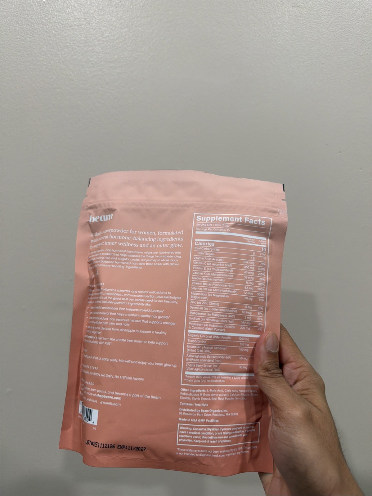 beam Glow Women’s Superpowder Strawberry Kiwi Hormone & Wellness 15 Sticks