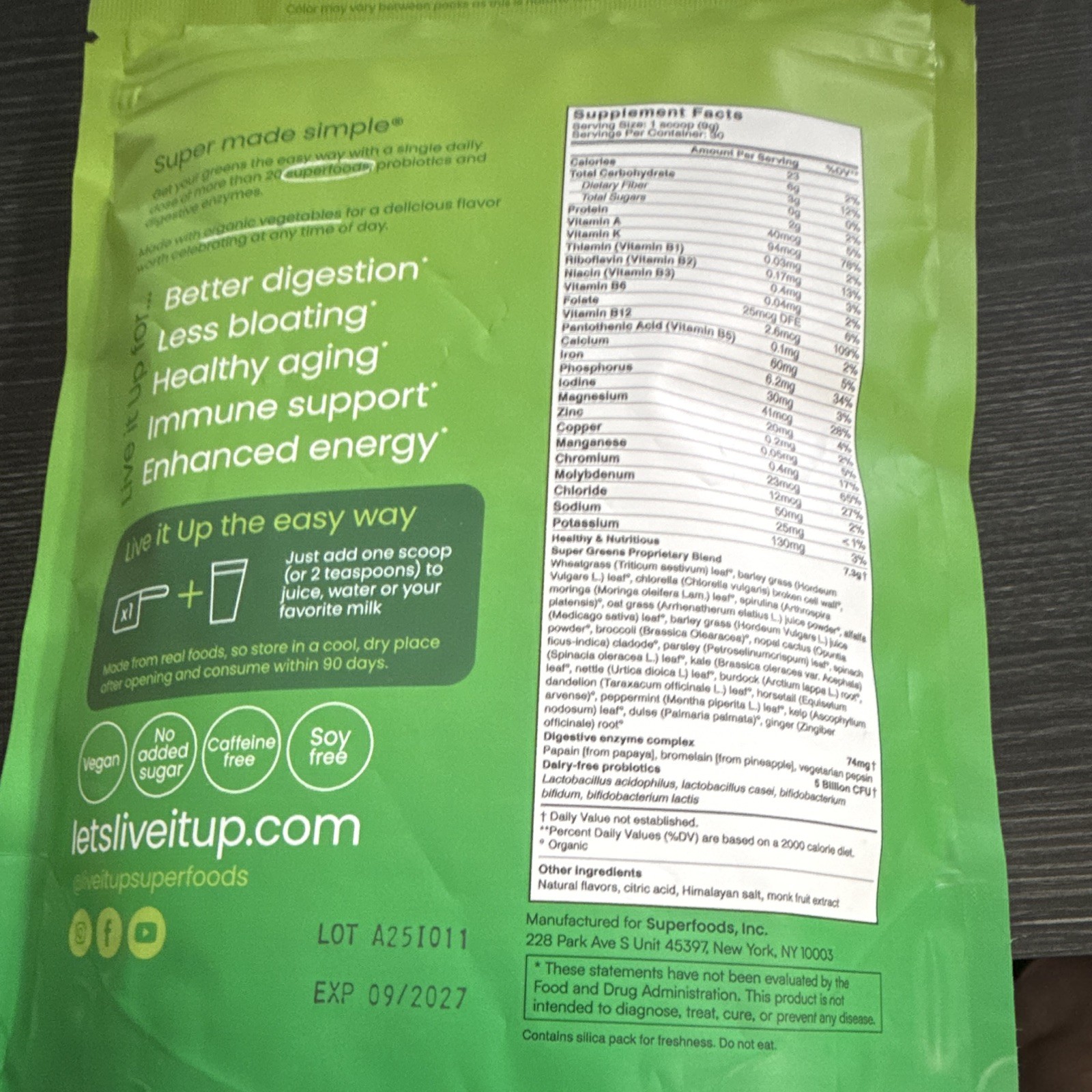 Live it Up Super Greens Wild Berry Powder Vegan 30 Servings 9.49oz