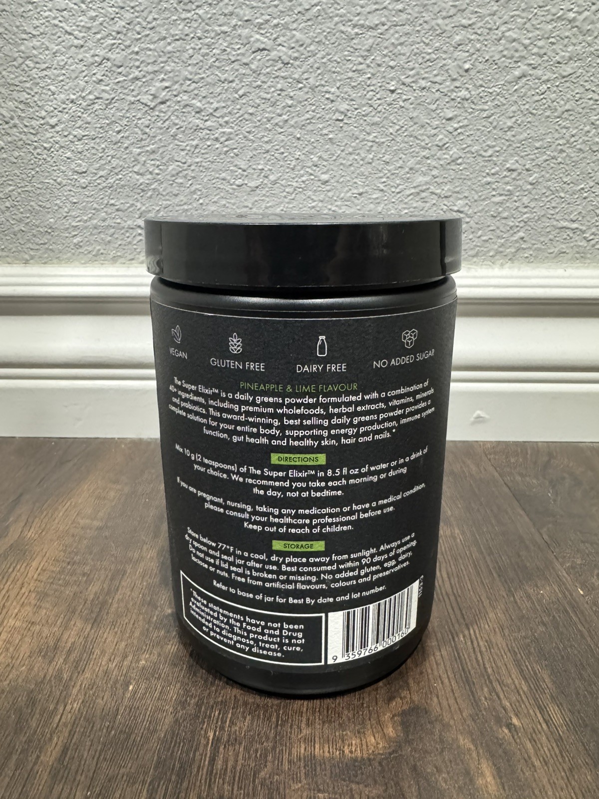 WelleCo The Super Elixir Daily Greens 10.5oz Powder Pineapple Lime NEW Exp 2/27