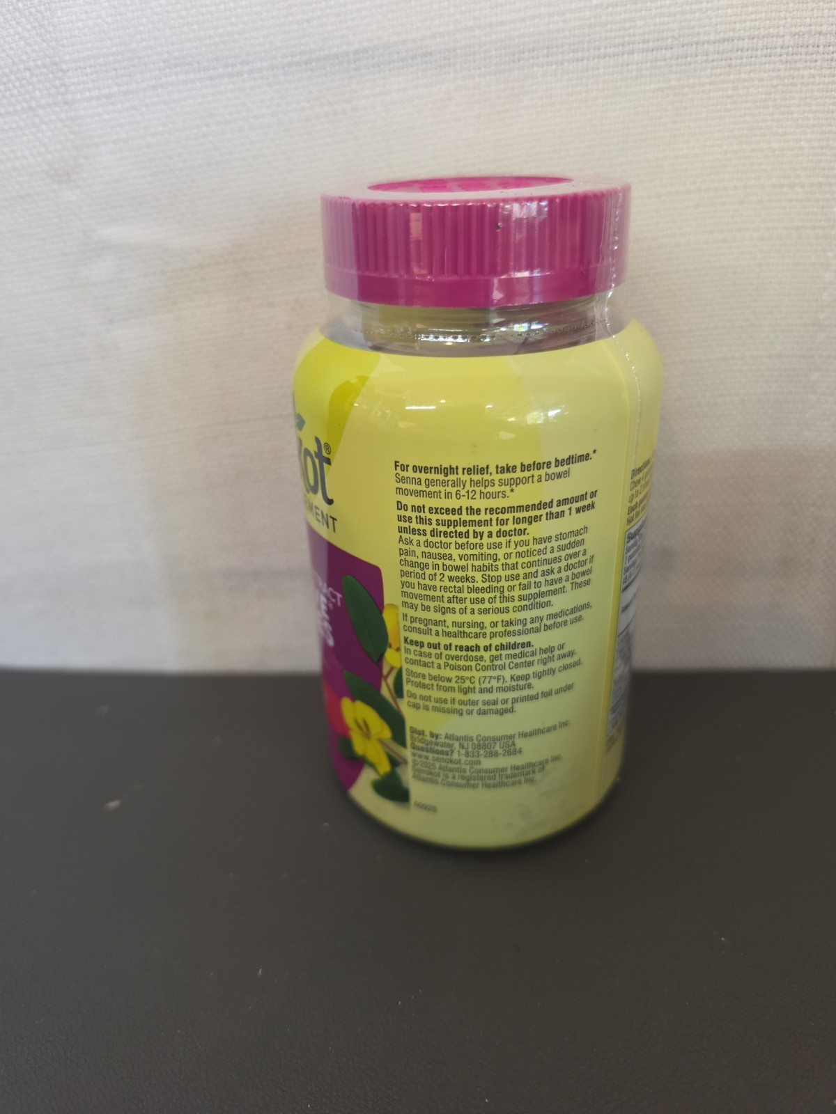 Senokot Natural Senna Extract Laxative Gummies, Mixed Berry, 90 Count. 03/2028
