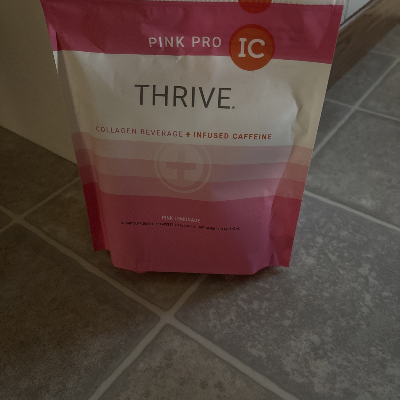 PINK PRO collagen beverage-infused caffeine; NEW; 16 individual packets