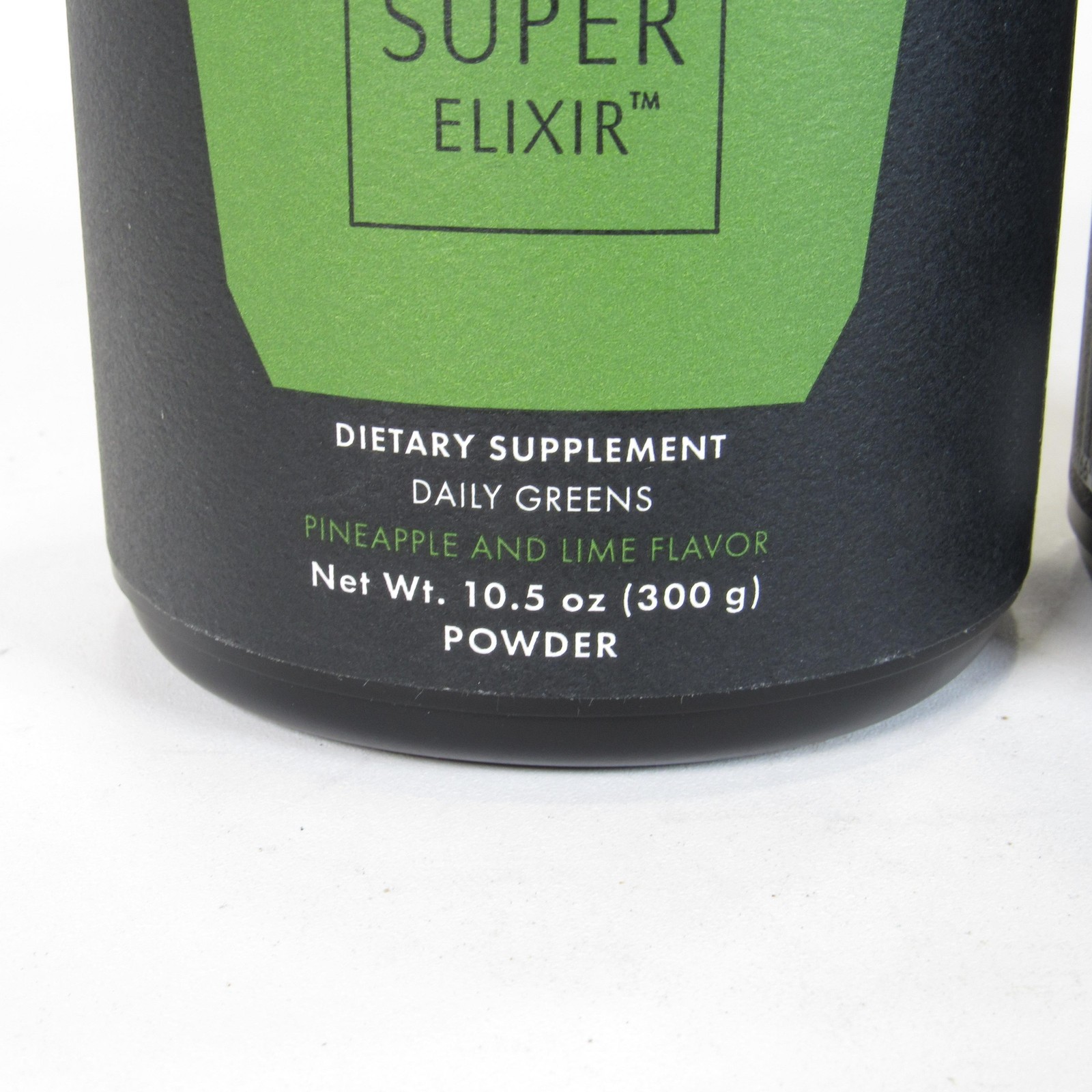 WelleCo Super Elixir Daily Greens Powder 10.5oz Pineapple Lime Vegan 2pk