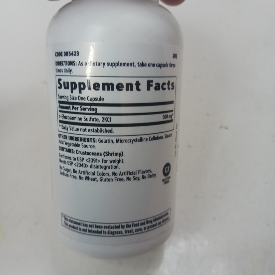 GNC Glucosamine Sulfate Joint Supplement 500 mg 90 Capsules NEW EXP 12/2027