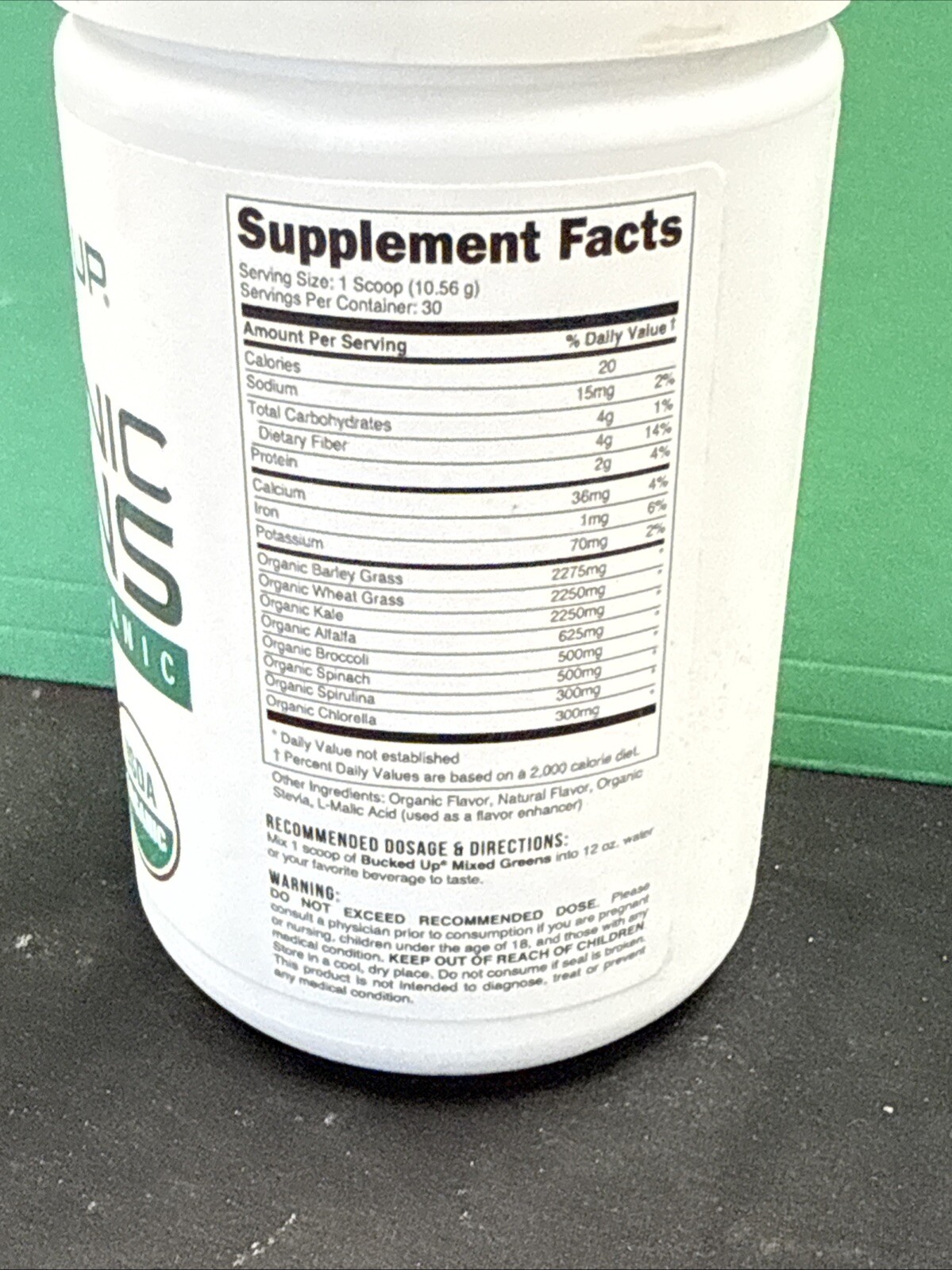 Bucked Up Organic Greens Powder Mixed Berry Flavor